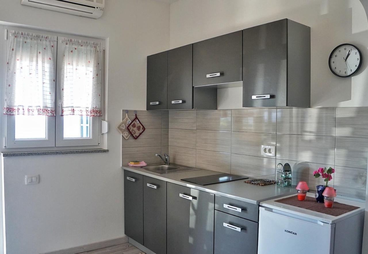 Apartmani Vesna Zambratija  Exterior foto